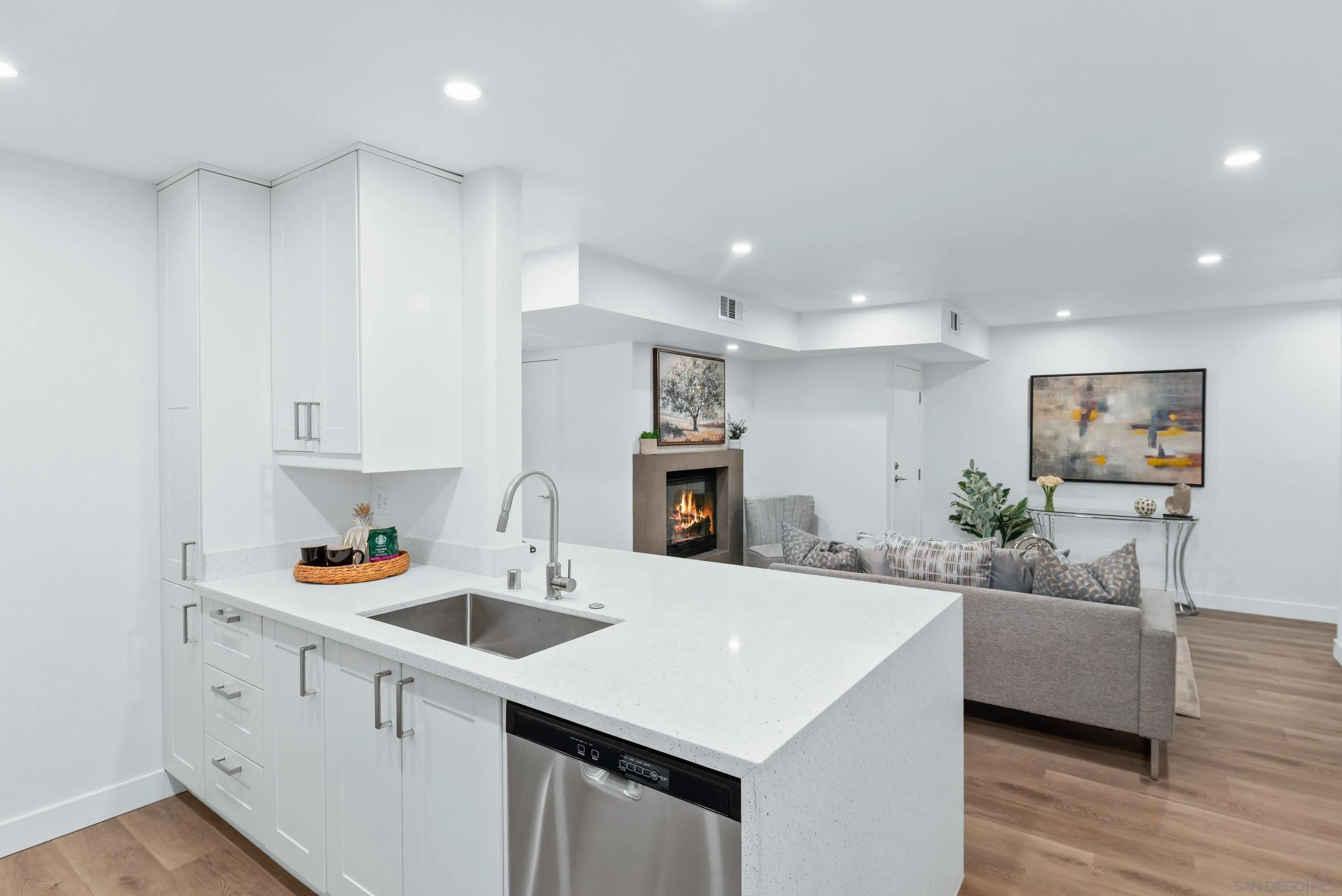 Photo #10: 2601234 Listing: Photo #10