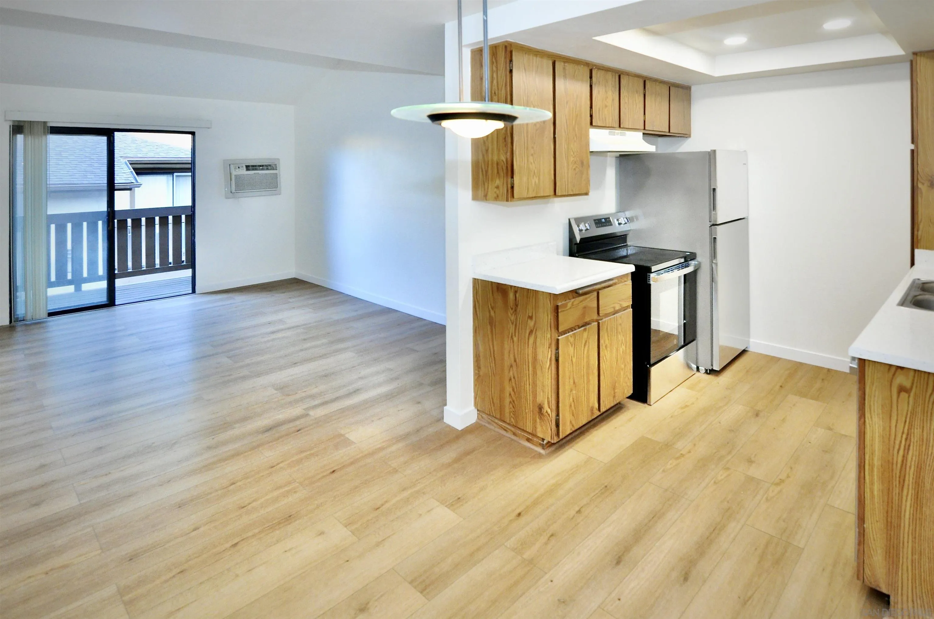 https://cdn.realtyfeed.com/cdn/127/2601235/422a789e0c137a591a20f8ea41035dec.webp