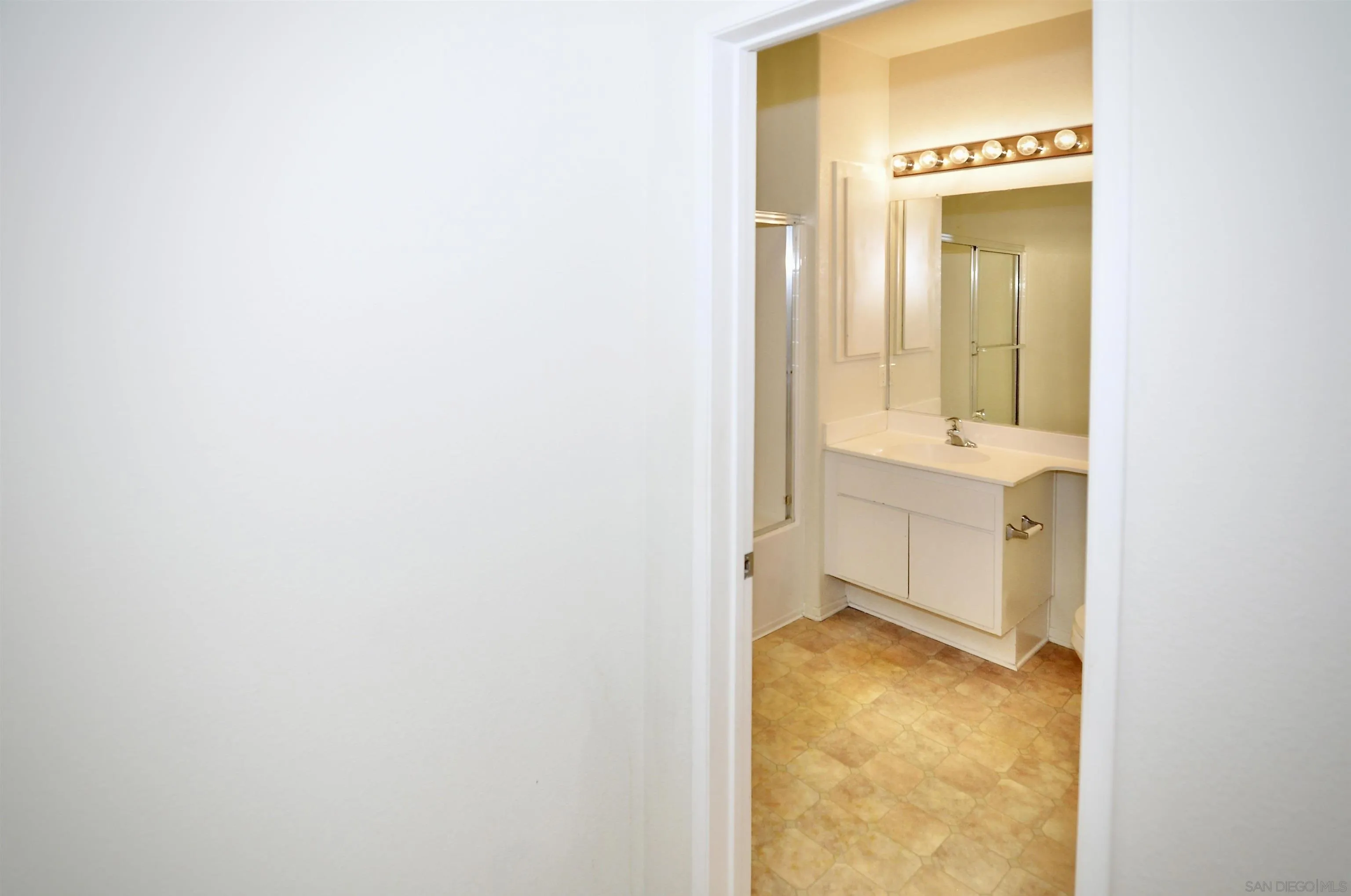 Photo #19: 2601236 Listing: Photo #19