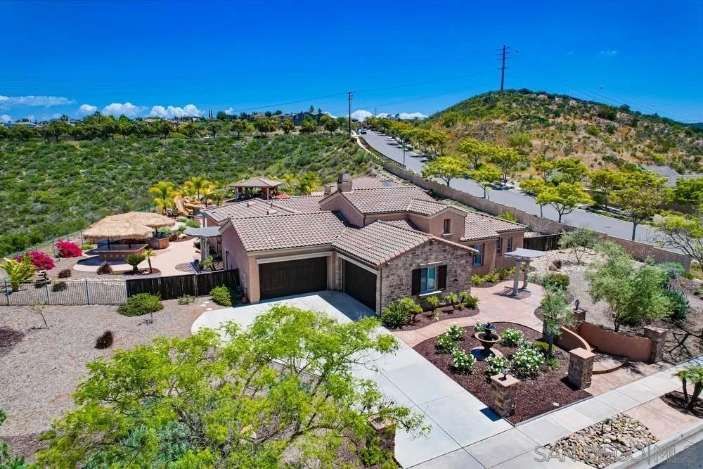 https://cdn.realtyfeed.com/cdn/127/2601237/29dd1391020028adc70b897abb670d1e.webp