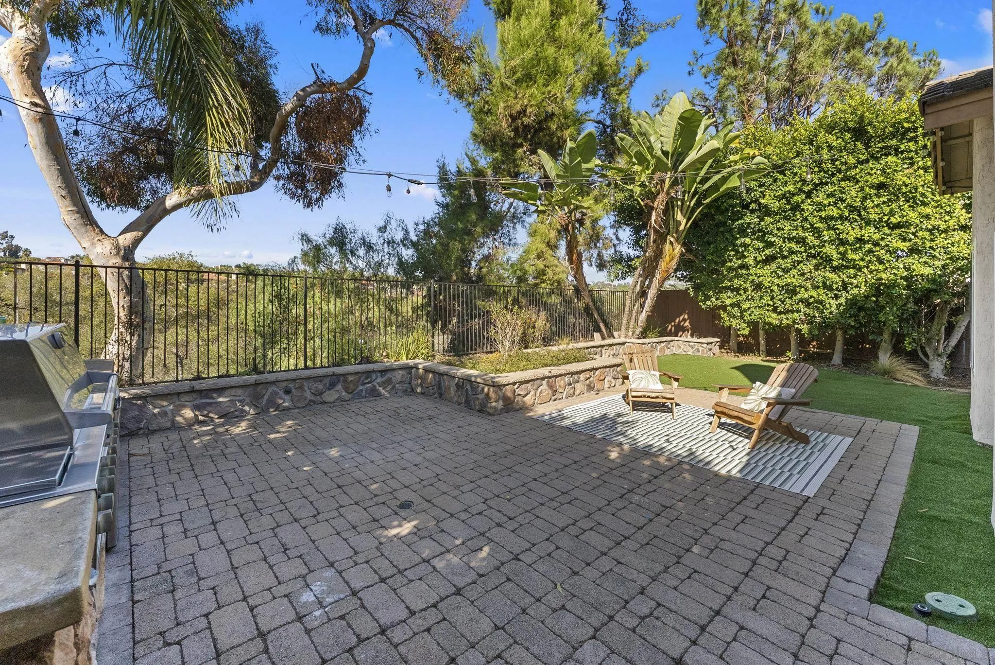 https://cdn.realtyfeed.com/cdn/127/2601238/7a7b6ec5132376fecb528a6d064c15b8.webp