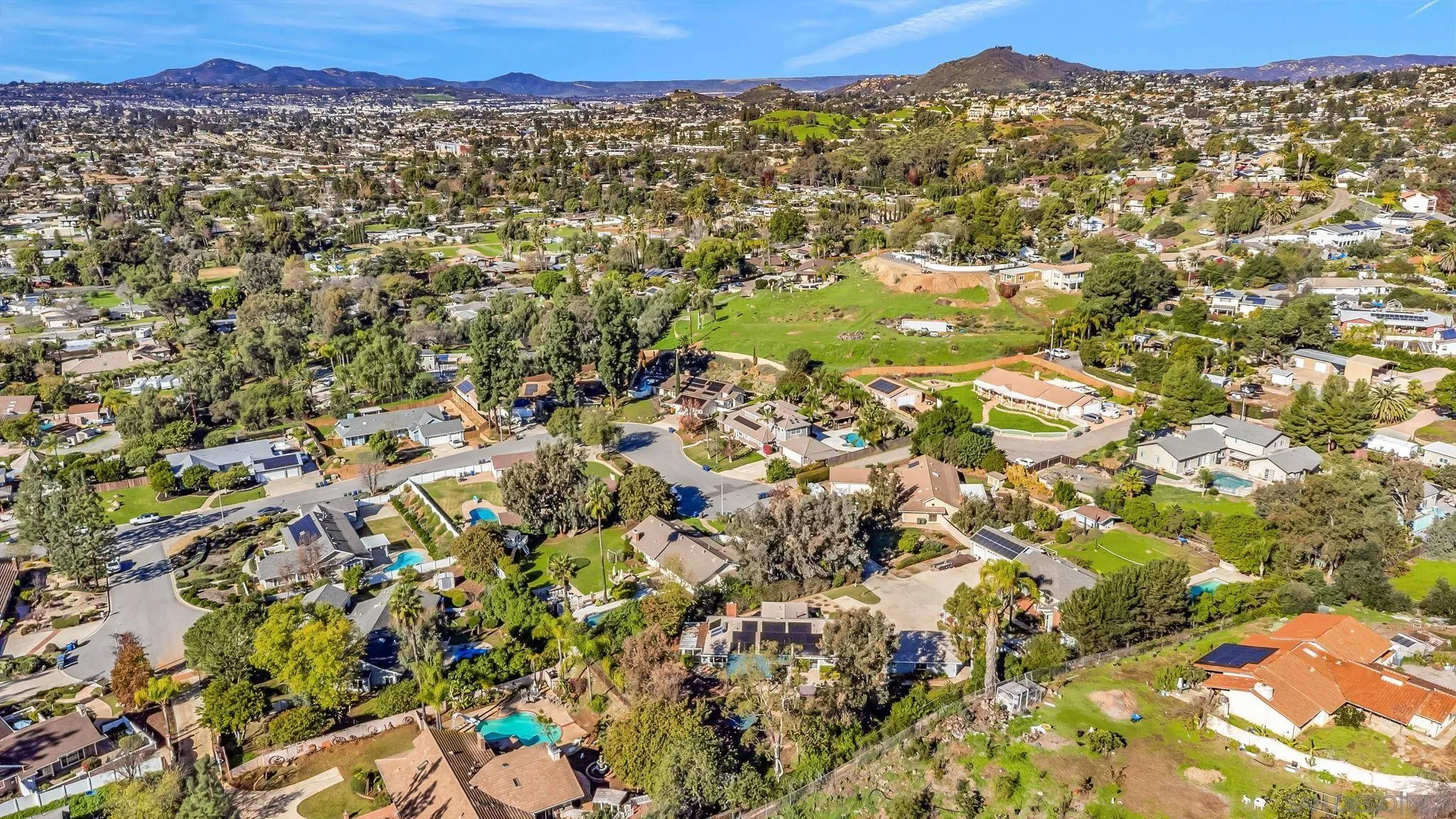 https://cdn.realtyfeed.com/cdn/127/2601240/f6c057ee2ec207422f379e92cc737269.webp