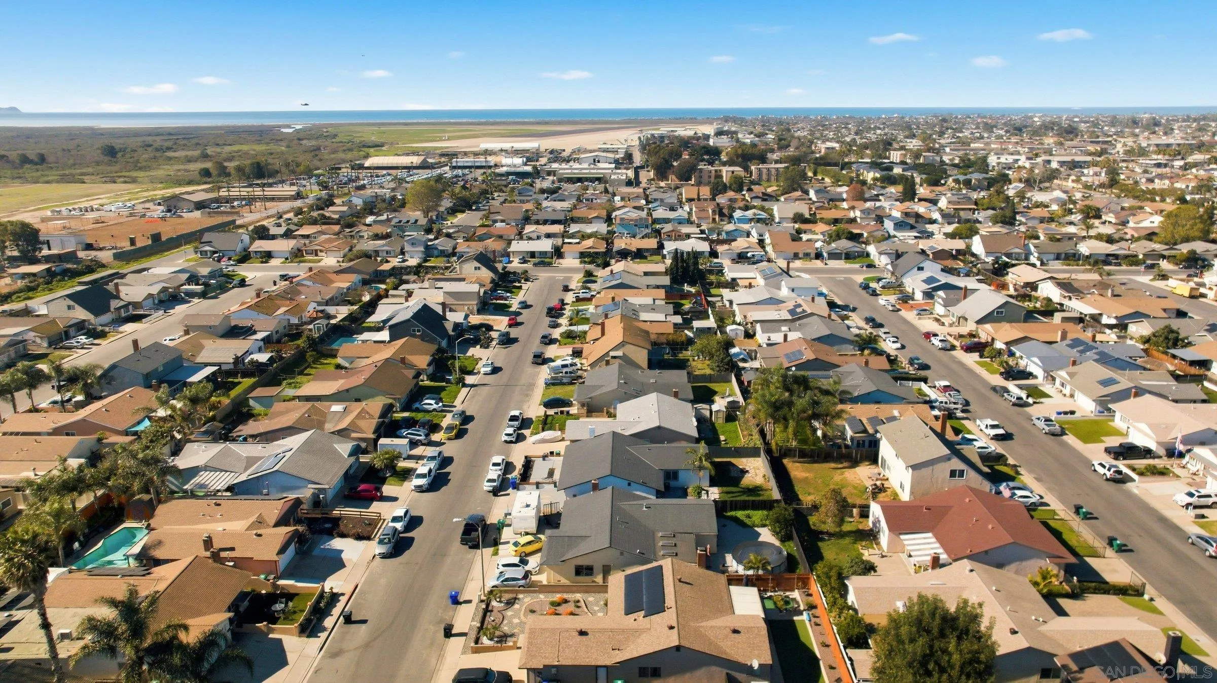 https://cdn.realtyfeed.com/cdn/127/2601241/6b01c9940c4faf6a1312f24b81d84a72.webp