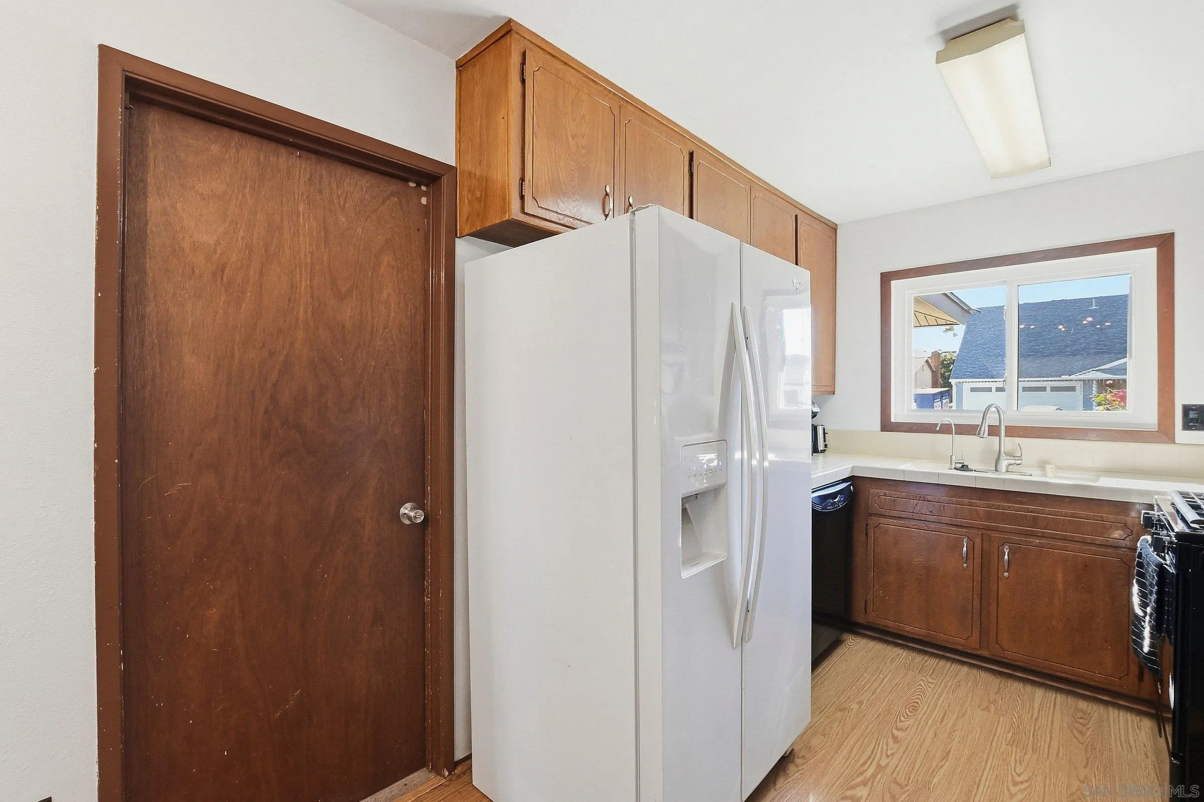 https://cdn.realtyfeed.com/cdn/127/2601241/d9aa4f447c21a59d943a8d87e7a1d8b8.webp