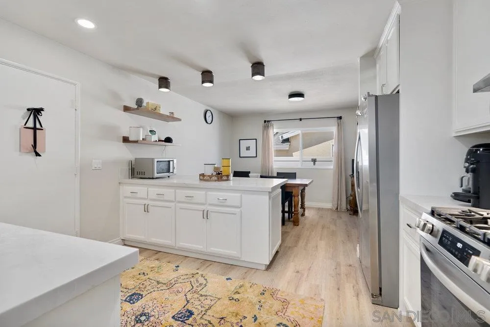 https://cdn.realtyfeed.com/cdn/127/2601242/9275e5728643c2f5f001d78966c04d0d.webp