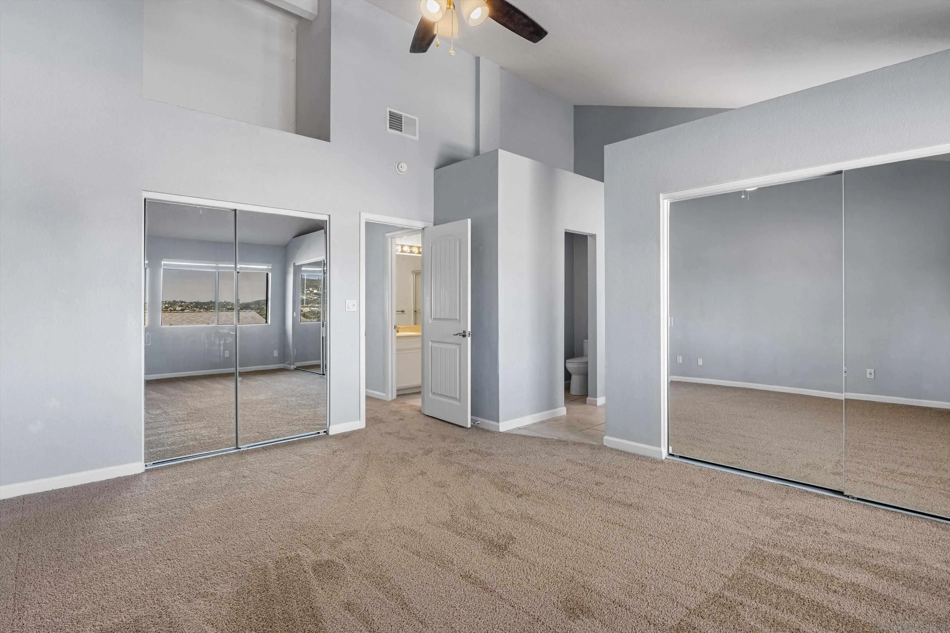 https://cdn.realtyfeed.com/cdn/127/2601245/ff67292627f3931de222dffb1980564c.webp