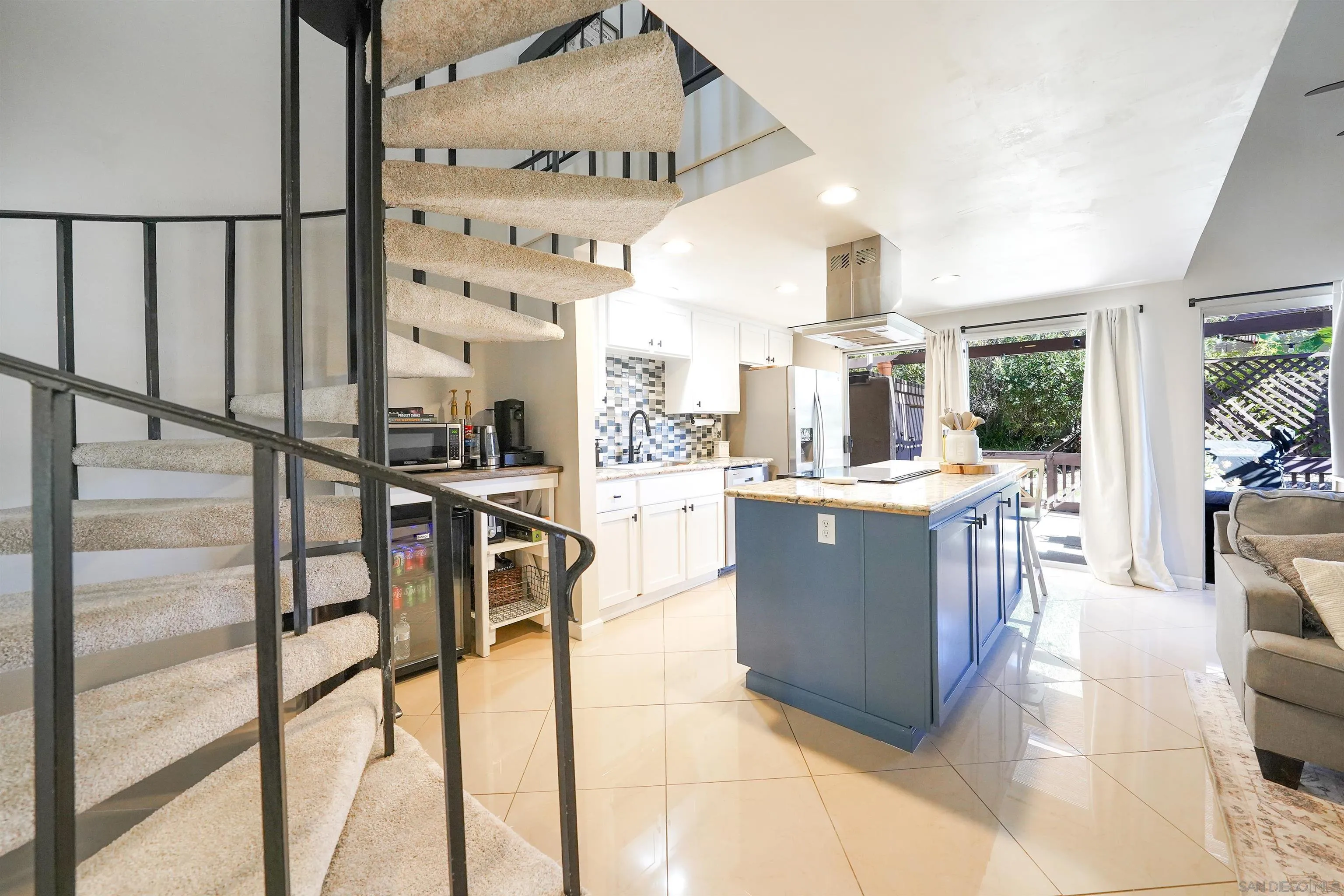 Photo #3: 2601249 Listing: Photo #3