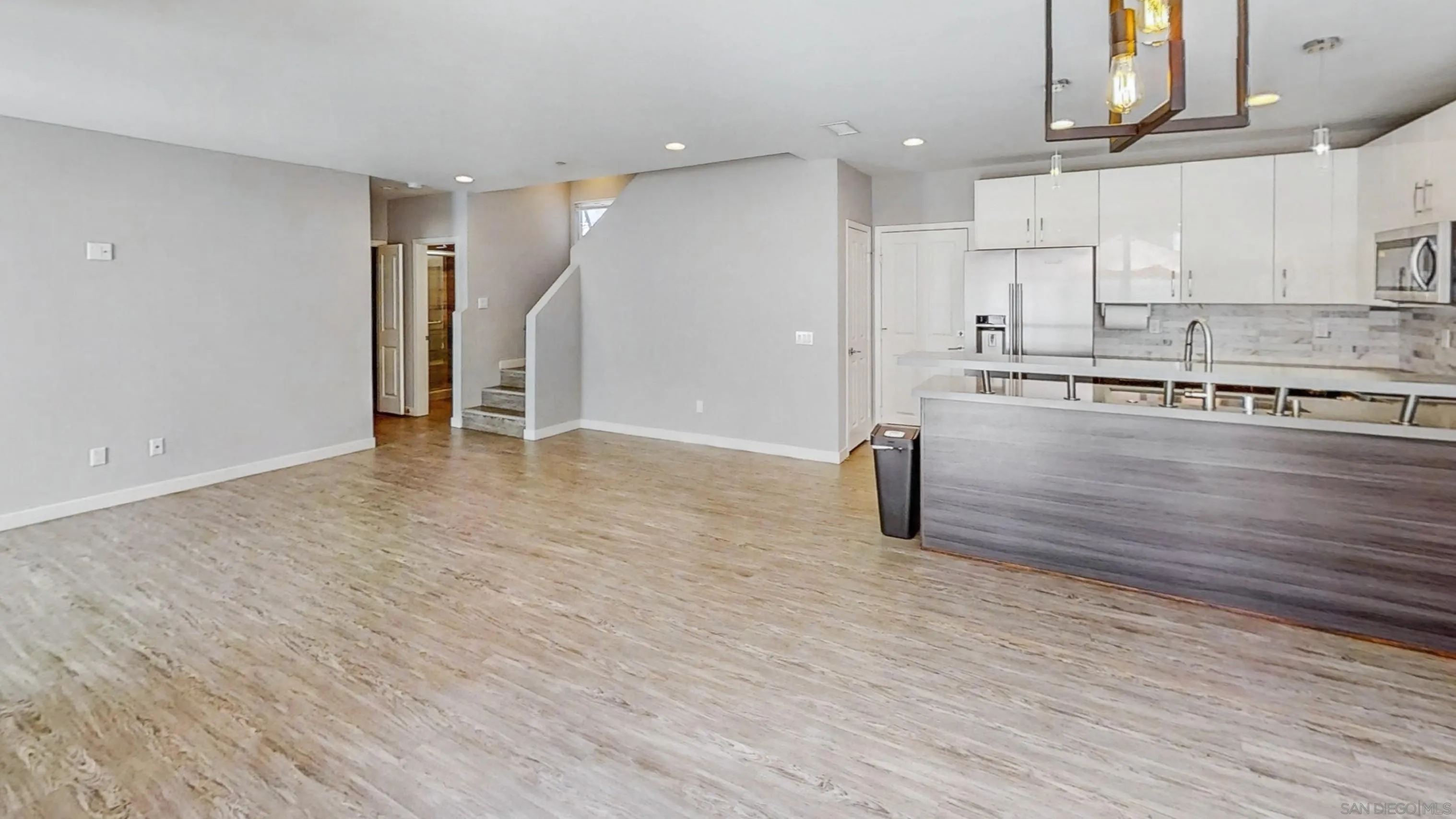 Photo #23: 2601250 Listing: Photo #23
