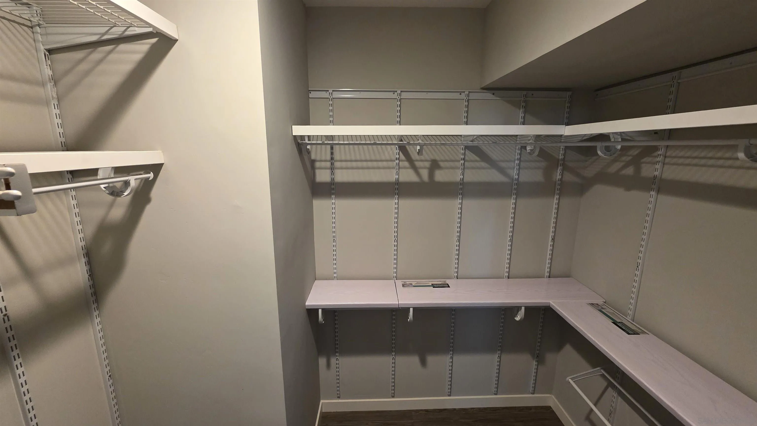 Photo #32: 2601250 Listing: Photo #32