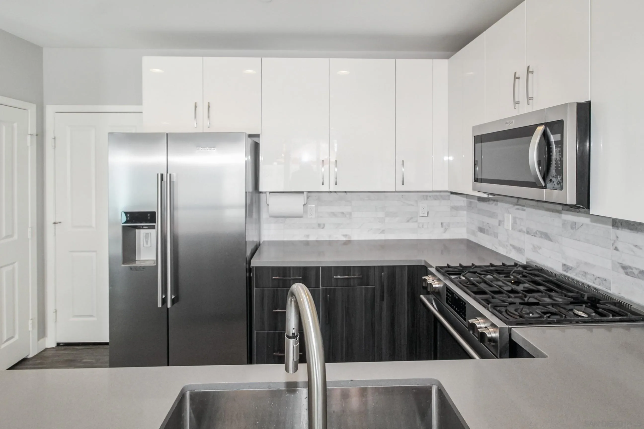 Photo #23: 2601250 Listing: Photo #23