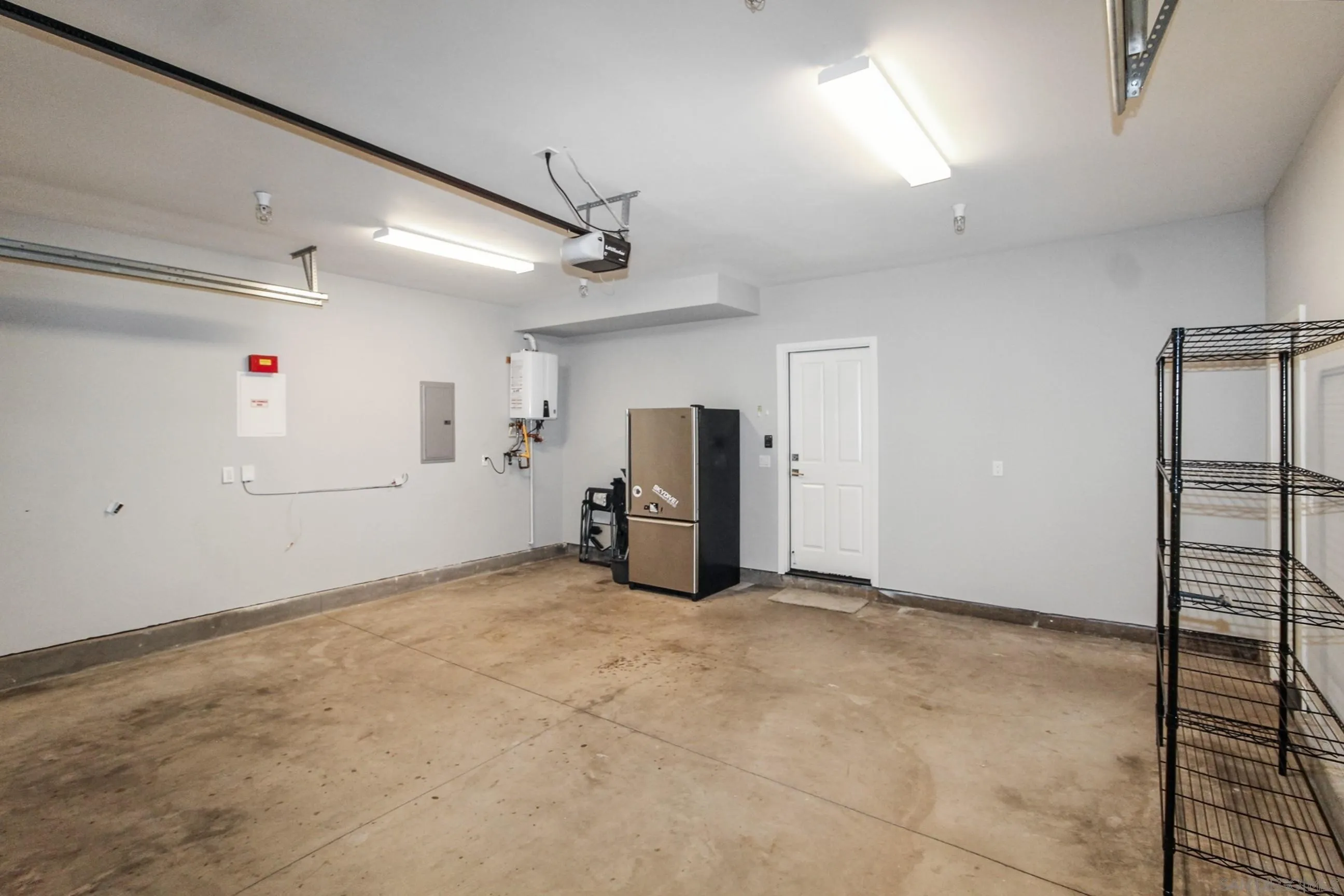 Photo #48: 2601250 Listing: Photo #48