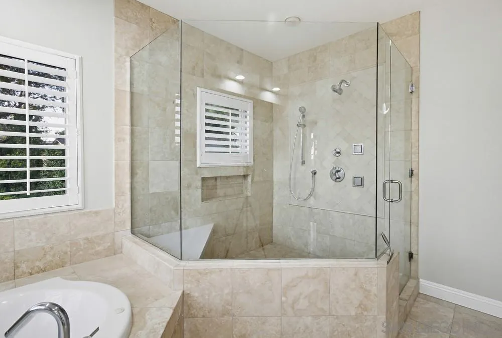 https://cdn.realtyfeed.com/cdn/127/2601251/266133d07a91276766e71339e0e6f091.webp