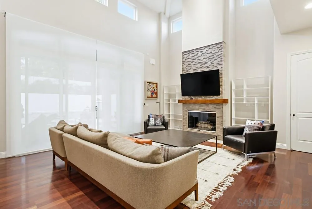 https://cdn.realtyfeed.com/cdn/127/2601251/9c5c4867d55011ca8451043fcc956618.webp