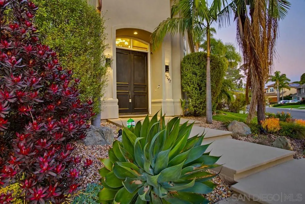 https://cdn.realtyfeed.com/cdn/127/2601251/c2e5682045b700767069c94585f8df94.webp