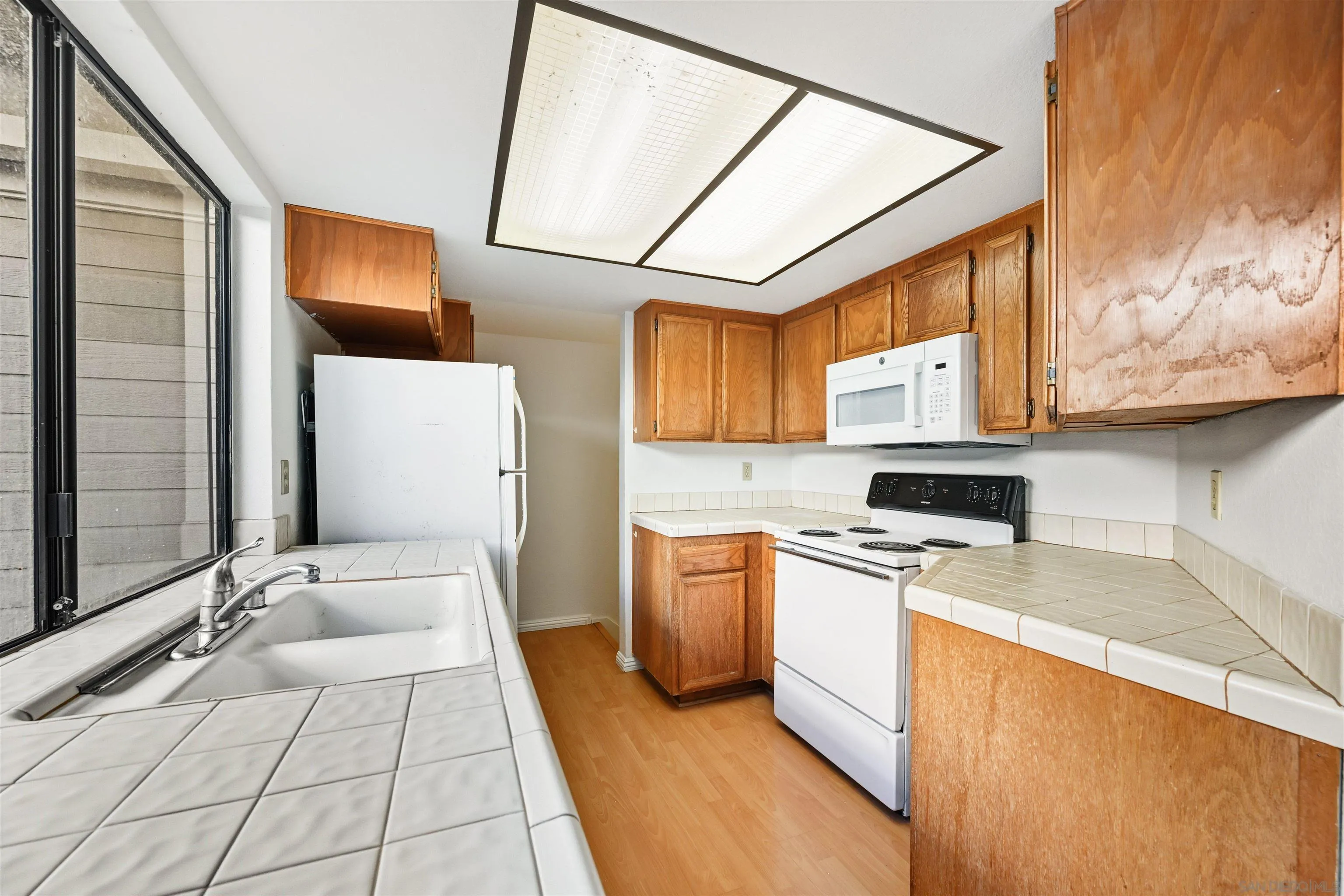 Photo #12: 2601254 Listing: Photo #12