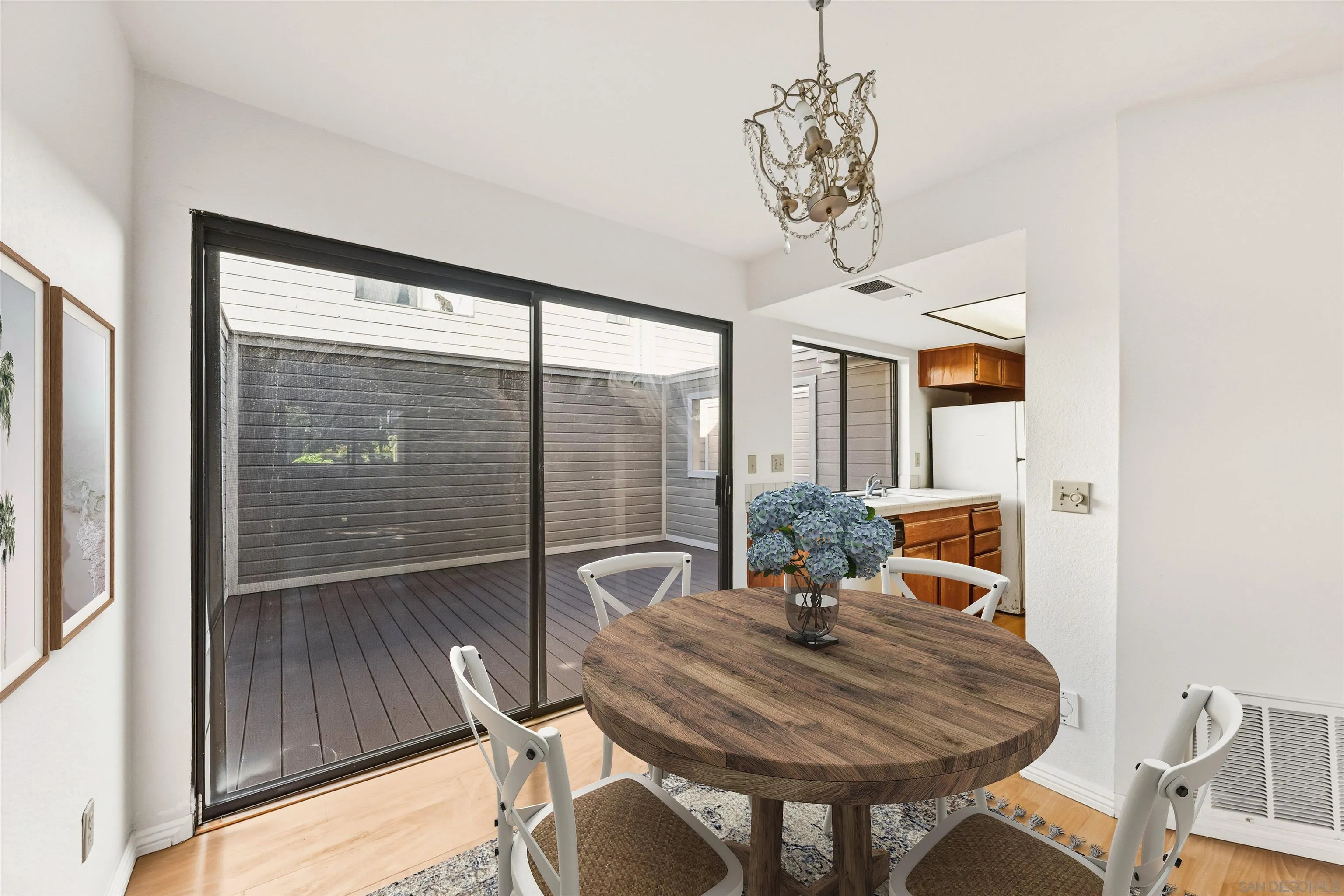 Photo #7: 2601254 Listing: Photo #7