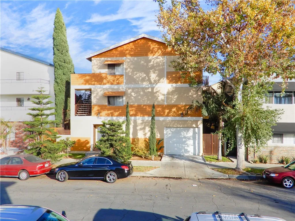 630 Juniper Street, Escondido, CA, 92025