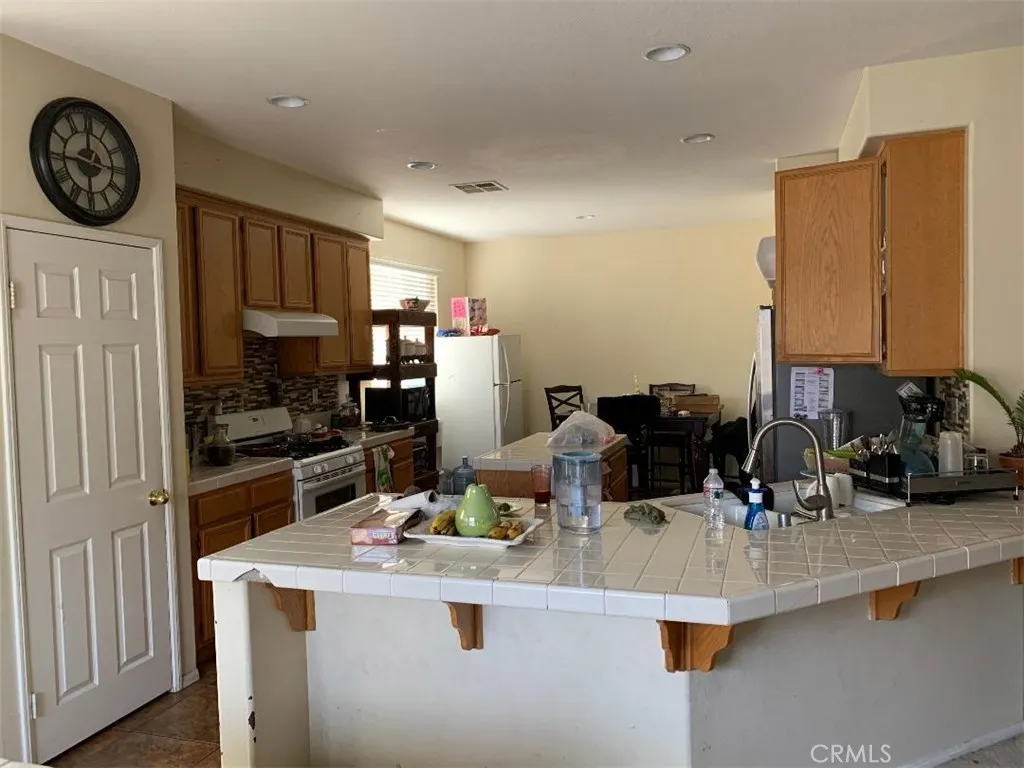 14627 Delicious Street, Adelanto, CA, 92301