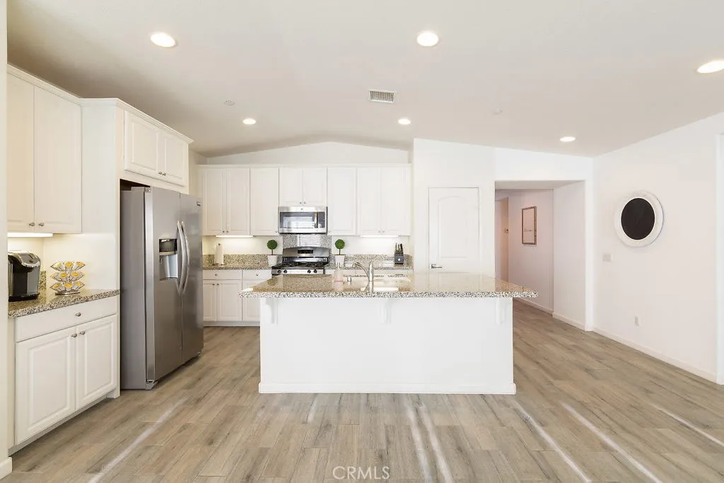 29173 Black Oak, Lake Elsinore, CA, 92530