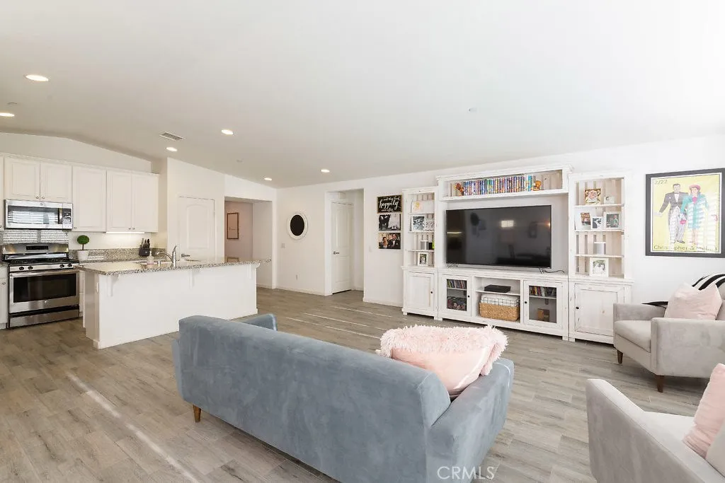 29173 Black Oak, Lake Elsinore, CA, 92530