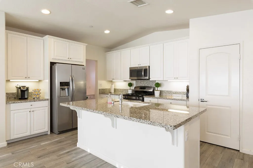29173 Black Oak, Lake Elsinore, CA, 92530