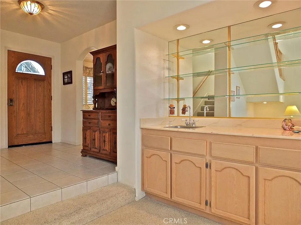 510 STONEHAM UNIT 103, Long Beach, CA, 90803