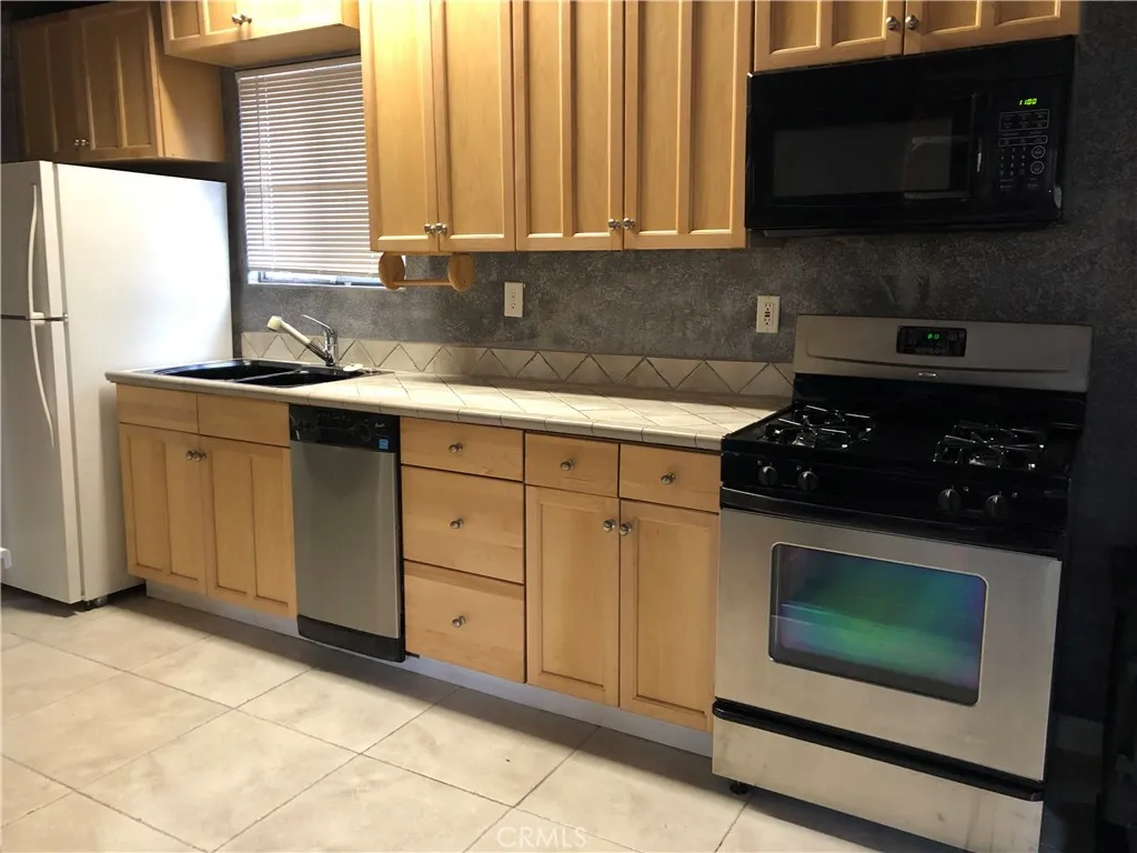 341 Dart Canyon Road, Crestline, CA, 92325