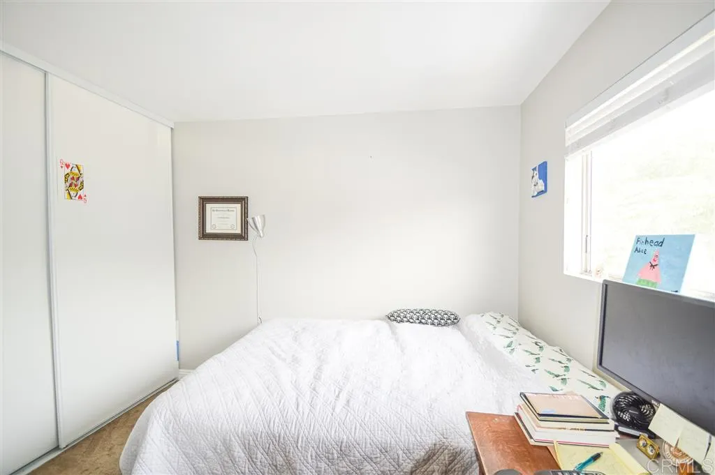 https://cdn.realtyfeed.com/cdn/127/302677736/2c209b70788034110891edd7747a2024.webp