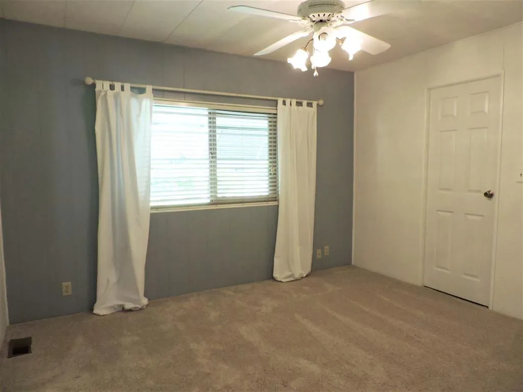 8975 Lawrence Welk Dr UNIT 229, Escondido, CA, 92027