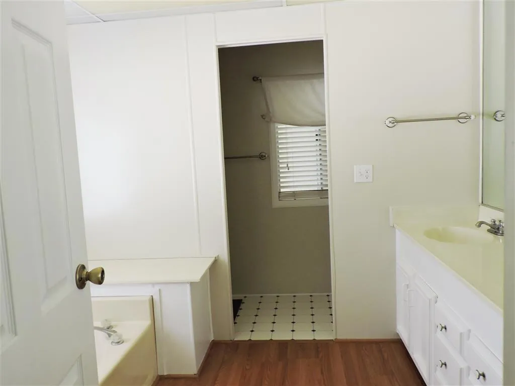 8975 Lawrence Welk Dr UNIT 229, Escondido, CA, 92027