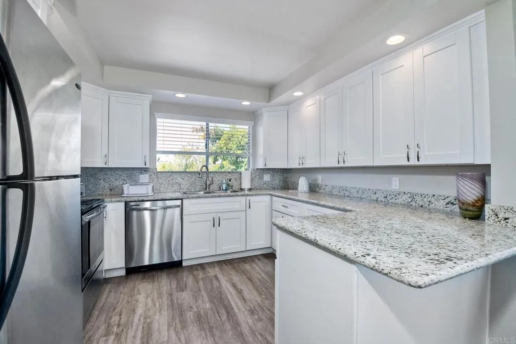 908 Caminito Madrigal UNIT&nbsp;D, Carlsbad, CA, 92011