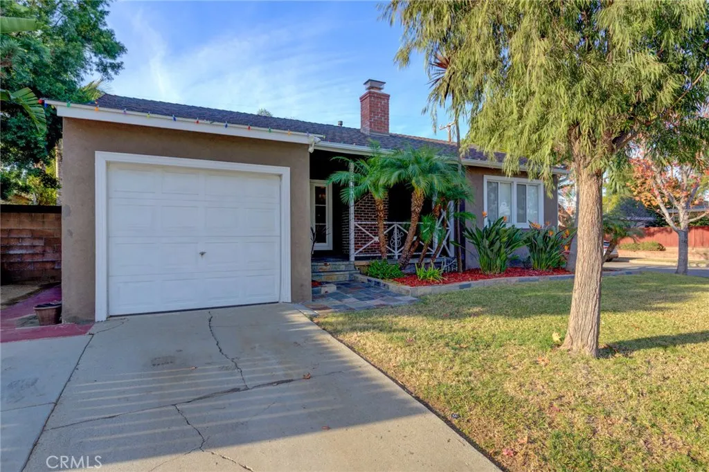3411 Los Coyotes Diagonal, Long Beach, CA, 90808