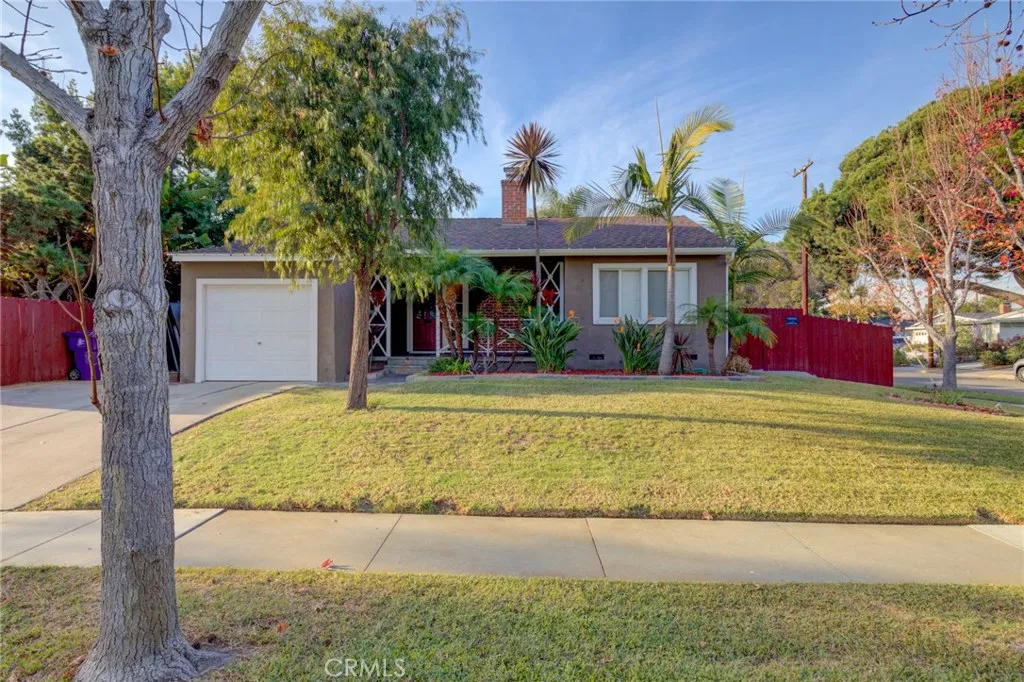 3411 Los Coyotes Diagonal, Long Beach, CA, 90808