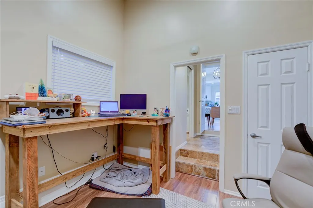 3411 Los Coyotes Diagonal, Long Beach, CA, 90808