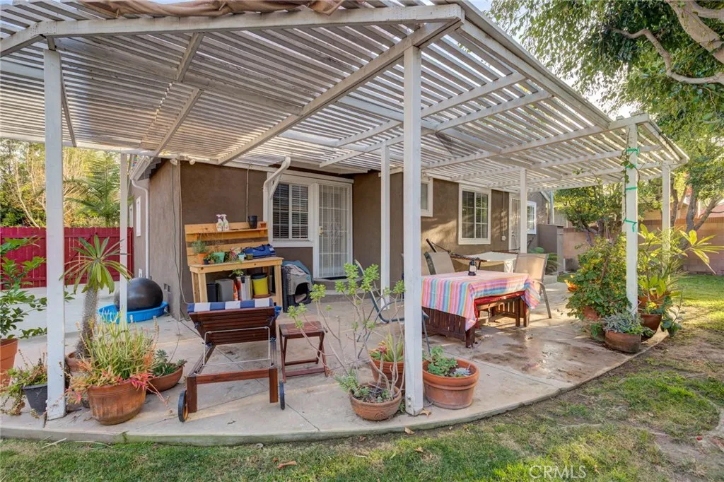 3411 Los Coyotes Diagonal, Long Beach, CA, 90808
