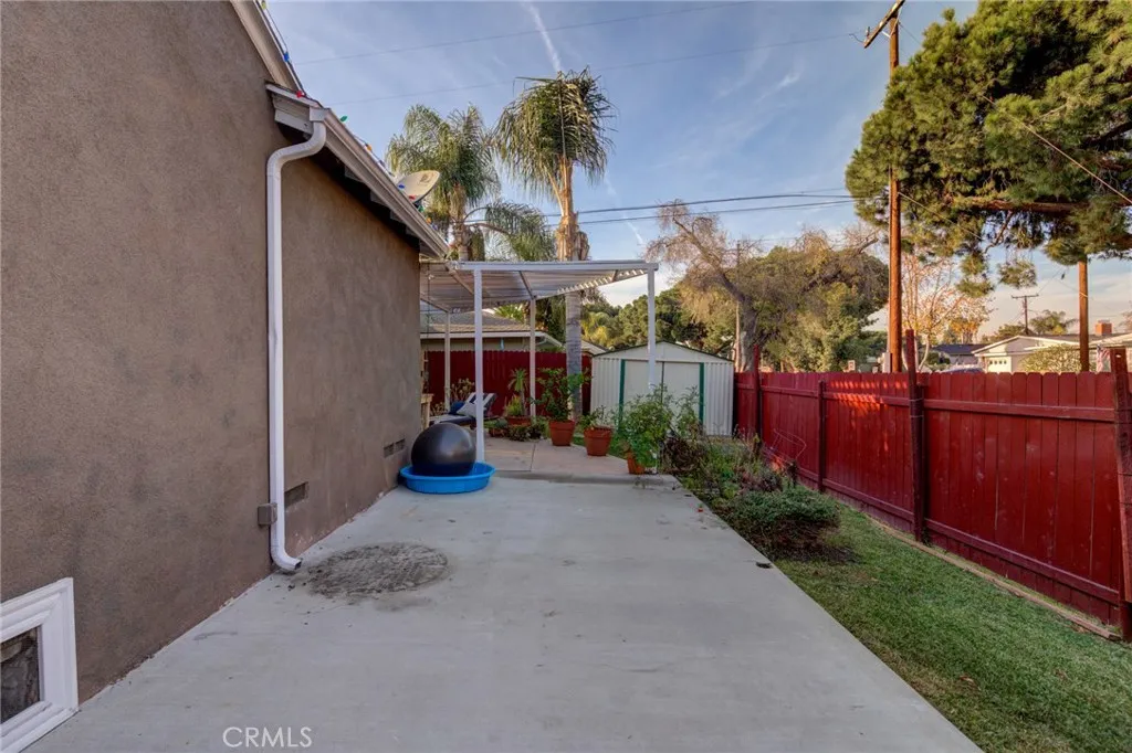 3411 Los Coyotes Diagonal, Long Beach, CA, 90808
