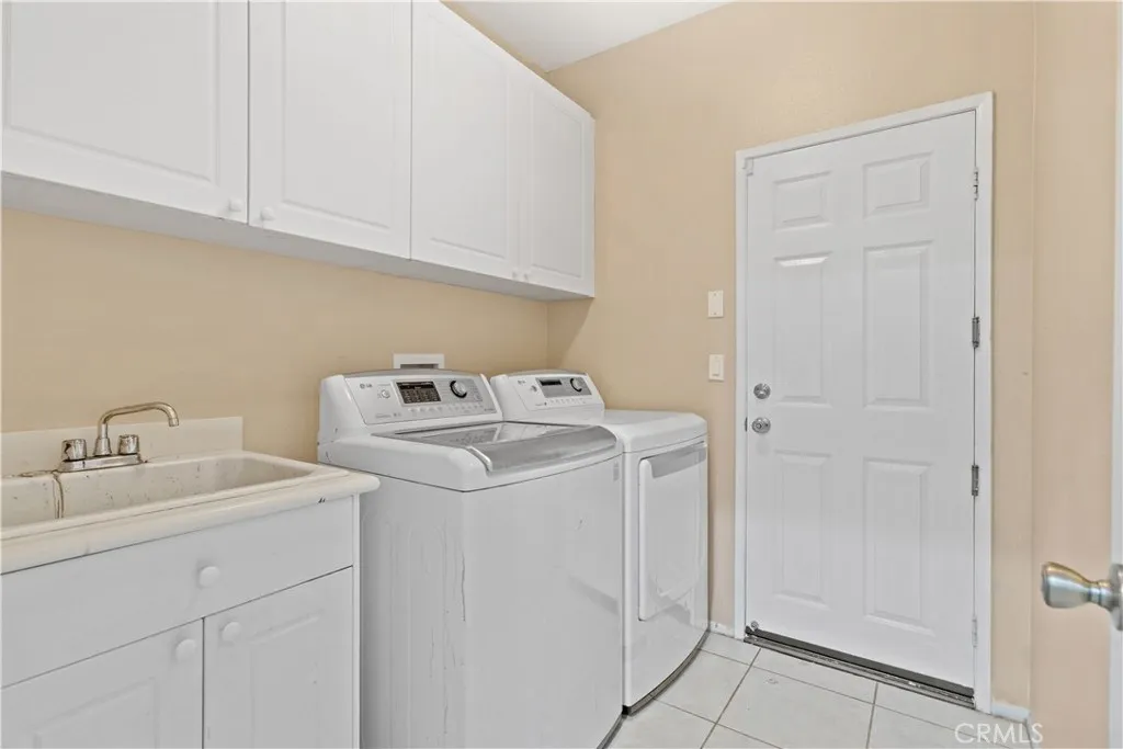 33568 Warwick Hills Road, Yucaipa, CA, 92399