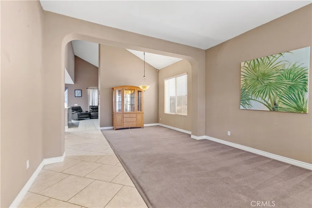 33568 Warwick Hills Road, Yucaipa, CA, 92399