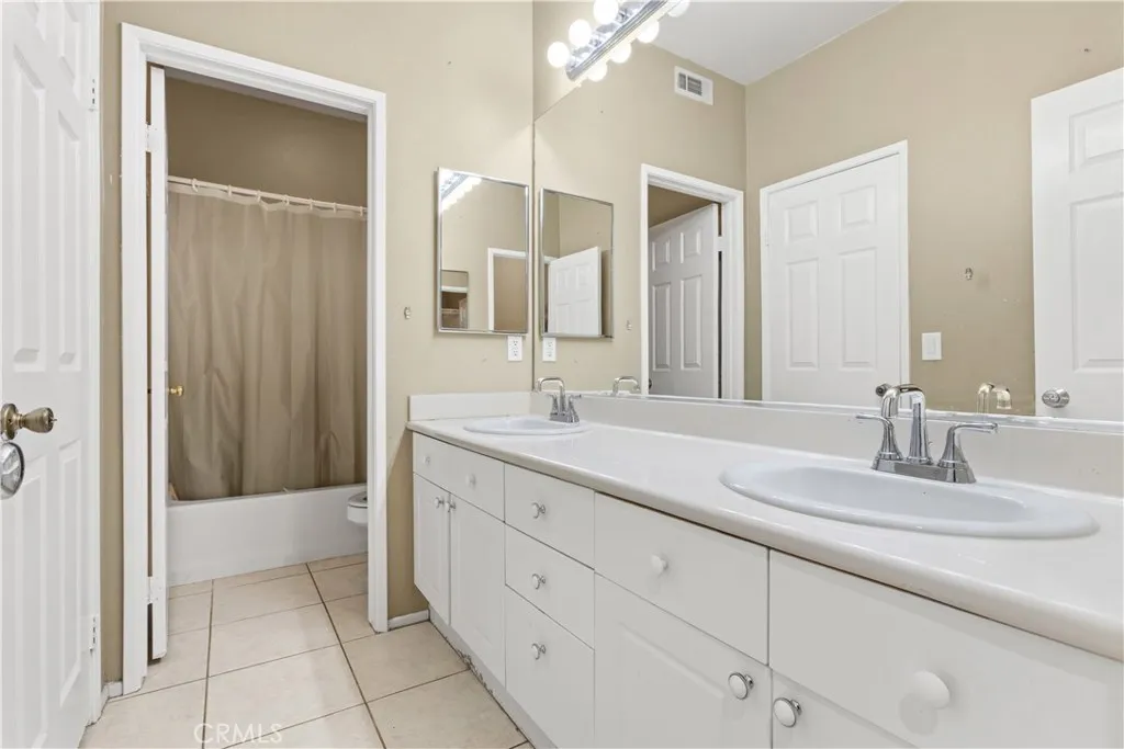 33568 Warwick Hills Road, Yucaipa, CA, 92399