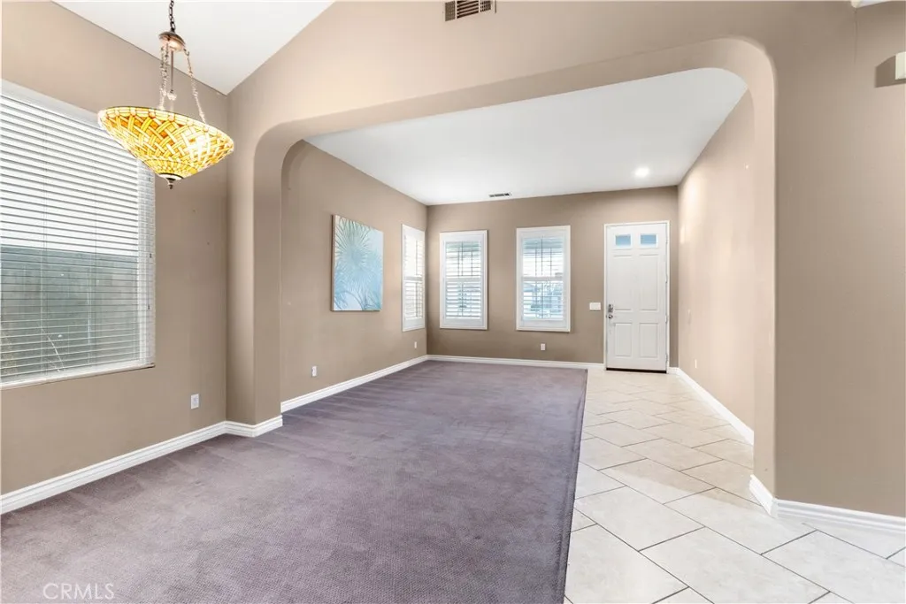 33568 Warwick Hills Road, Yucaipa, CA, 92399