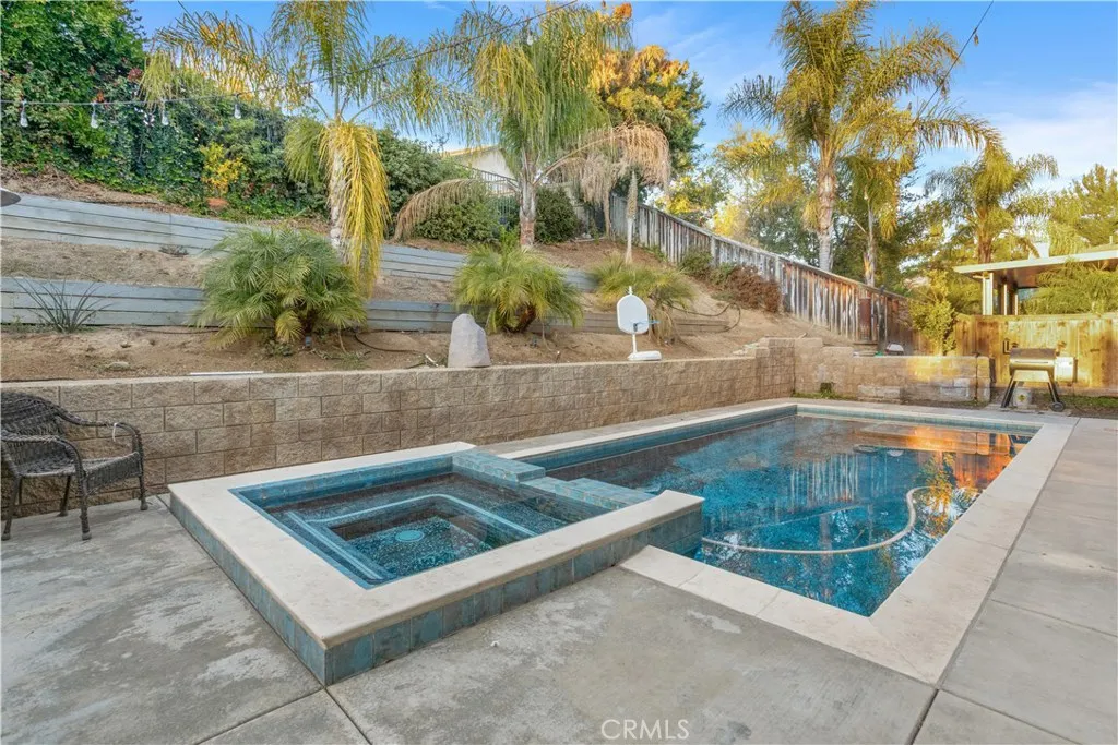 33568 Warwick Hills Road, Yucaipa, CA, 92399