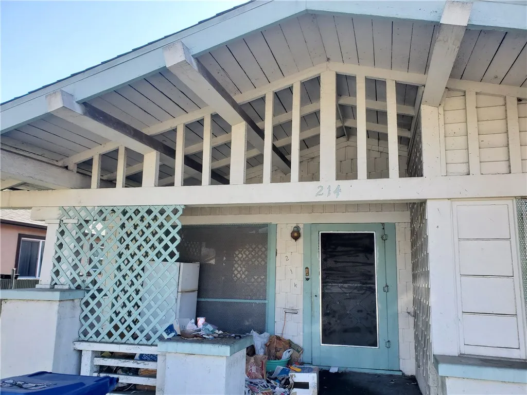 214 85th Street, Los Angeles, CA, 90003