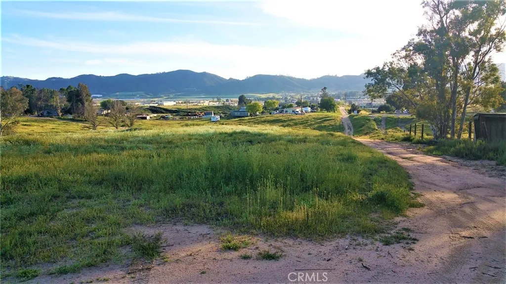 1 Monroe Ave & Larchmont, Murrieta, CA, 92563