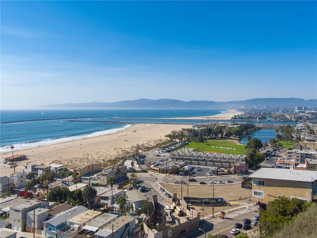 6929 Vista Del Mar, Playa Del Rey, CA, 90293