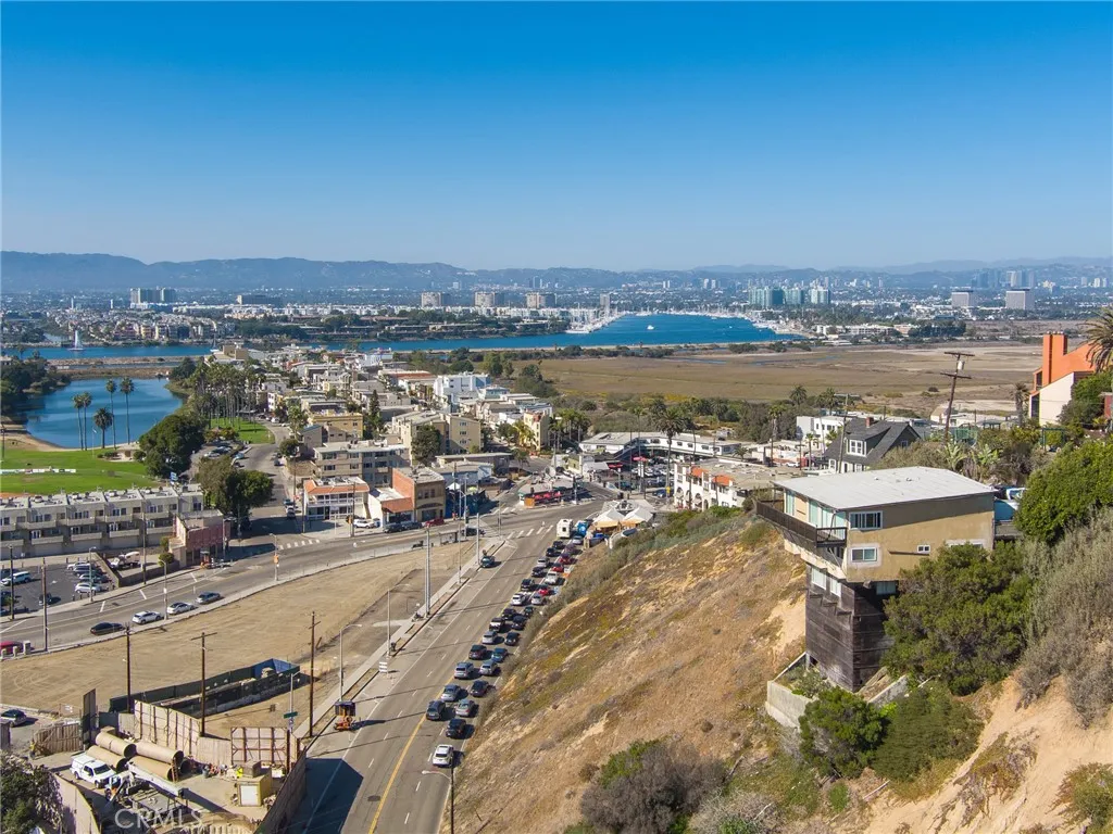 6929 Vista Del Mar, Playa Del Rey, CA, 90293