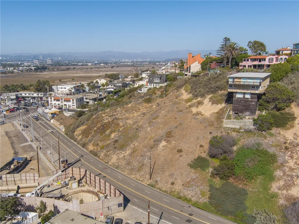 6929 Vista Del Mar, Playa Del Rey, CA, 90293