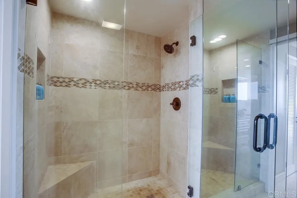 https://cdn.realtyfeed.com/cdn/127/305010937/676ef75bd5c02e64086c9b619d23b0b4.webp
