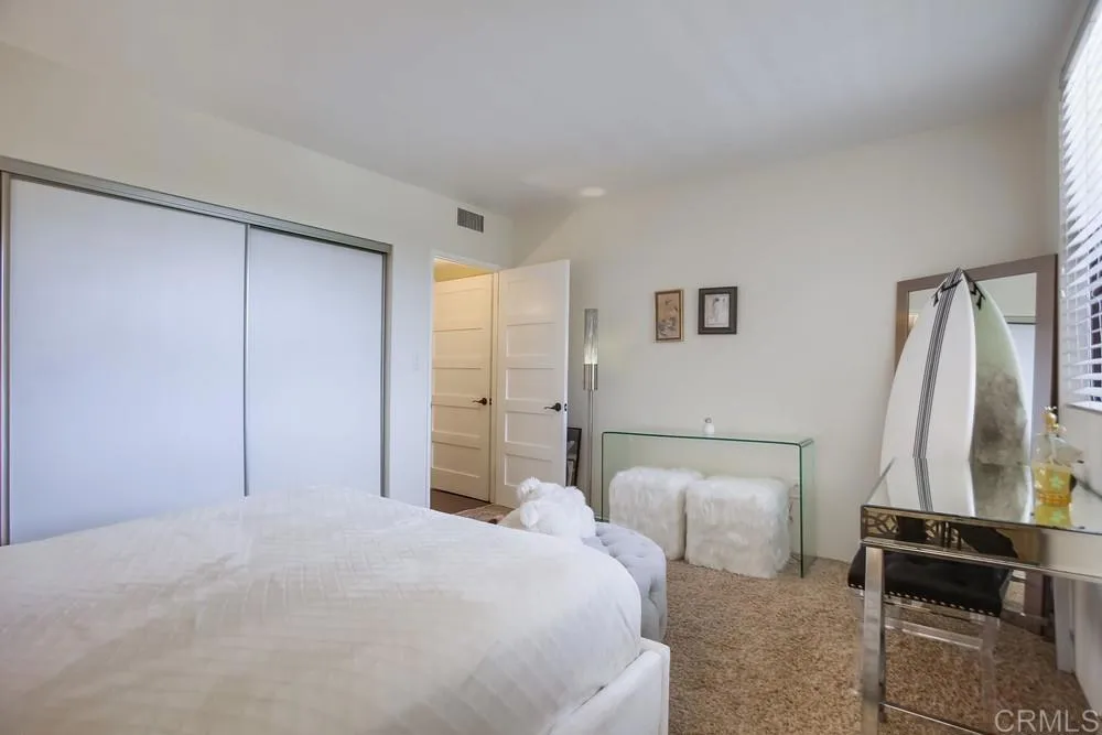 https://cdn.realtyfeed.com/cdn/127/305010937/728f8f9c7d23f88c05fb9d1d077b963e.webp