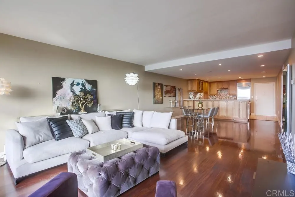 https://cdn.realtyfeed.com/cdn/127/305010937/765375f71d06284117d213ce05295316.webp