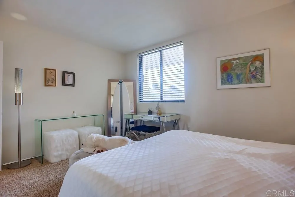https://cdn.realtyfeed.com/cdn/127/305010937/b1124125d690e1f618673e667ca84efb.webp